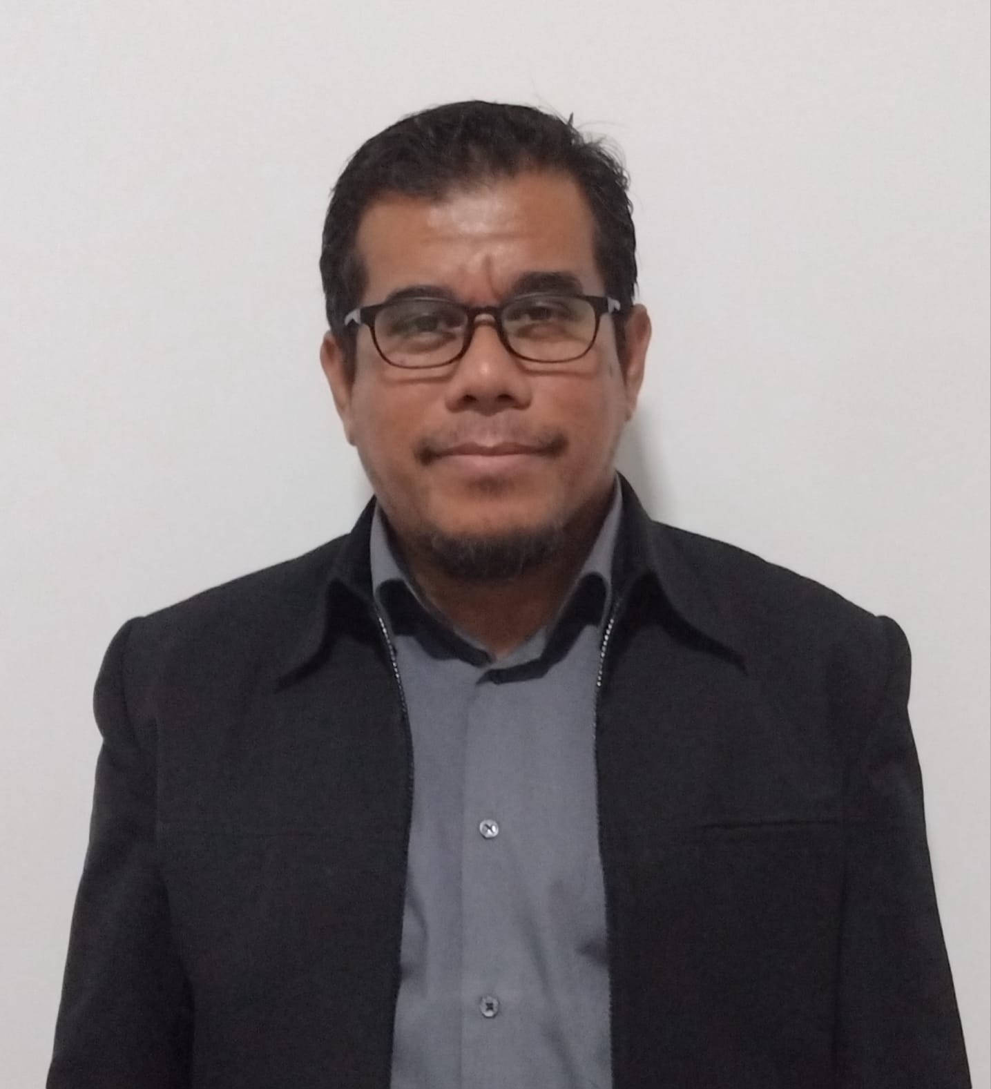 Ikhbaluddin, S.Kom., M.Si.